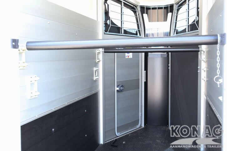 Ifor Williams HBX403 1,5 paards paardentrailer