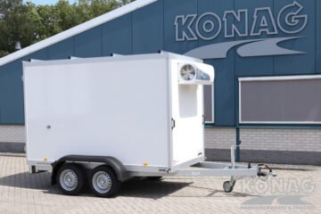 Koelwagen met vleeshangsysteem