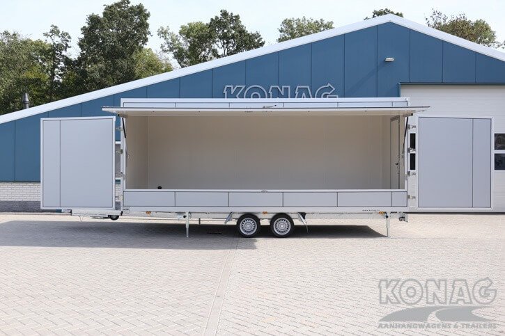 Konag casco marktverkoopwagen met reclame panelen