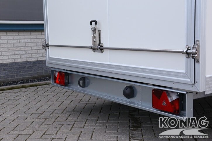 Konag presentatiewagen 305x205x210