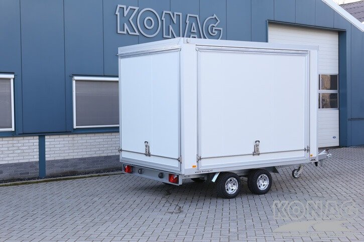 Konag presentatiewagen 305x205x210 cm 2700 kg