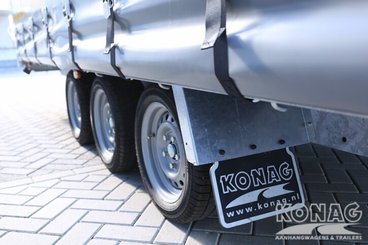Konag huifaanhangwagen met schuifzeilen