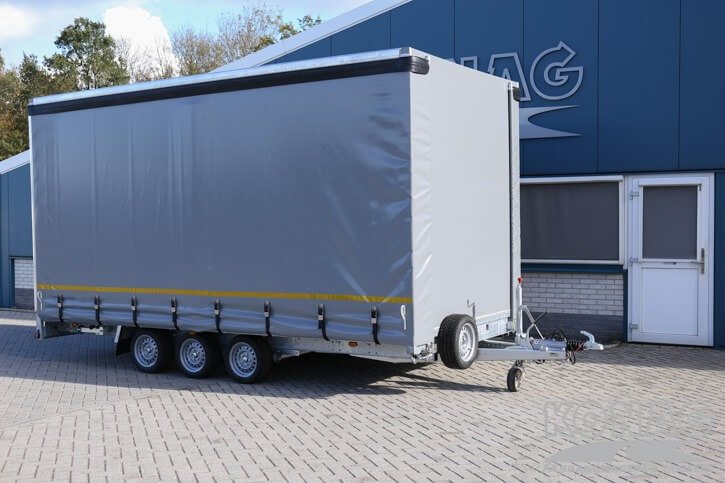 Konag huifaanhangwagen met schuifzeilen