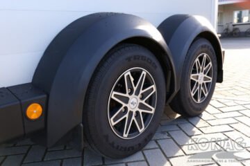 Diamond velgen Ifor paardentrailer