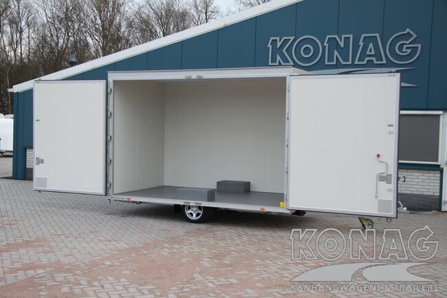 Konag presentatiewagen casco
