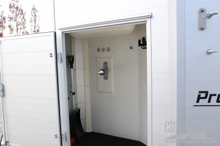 Proline Chamonix 1.5 paardstrailer met zadelkamer