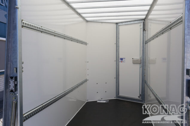 Ifor Williams Boxvan BV105G gesloten wagen met deur/klep combinatie 303x147x214 cm 2700 kg