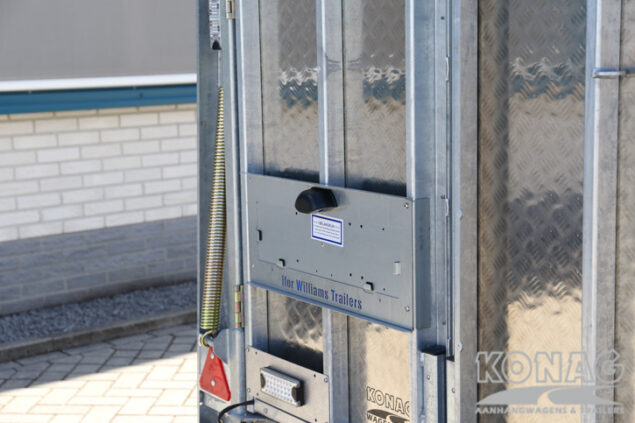 Ifor Williams Boxvan BV105G gesloten wagen met deur/klep combinatie 303x147x214 cm 2700 kg