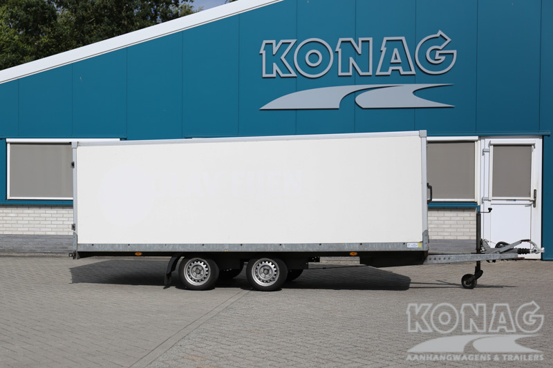 Konag tandemas lesaanhangwagen